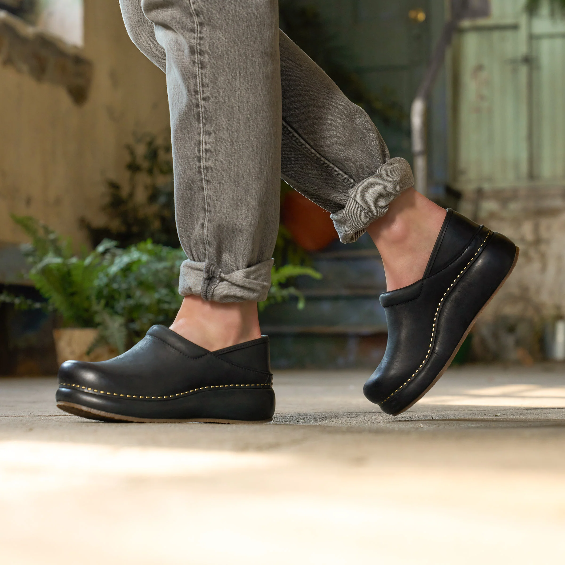 Platform Pro Black Burnished Nubuck - Image 2