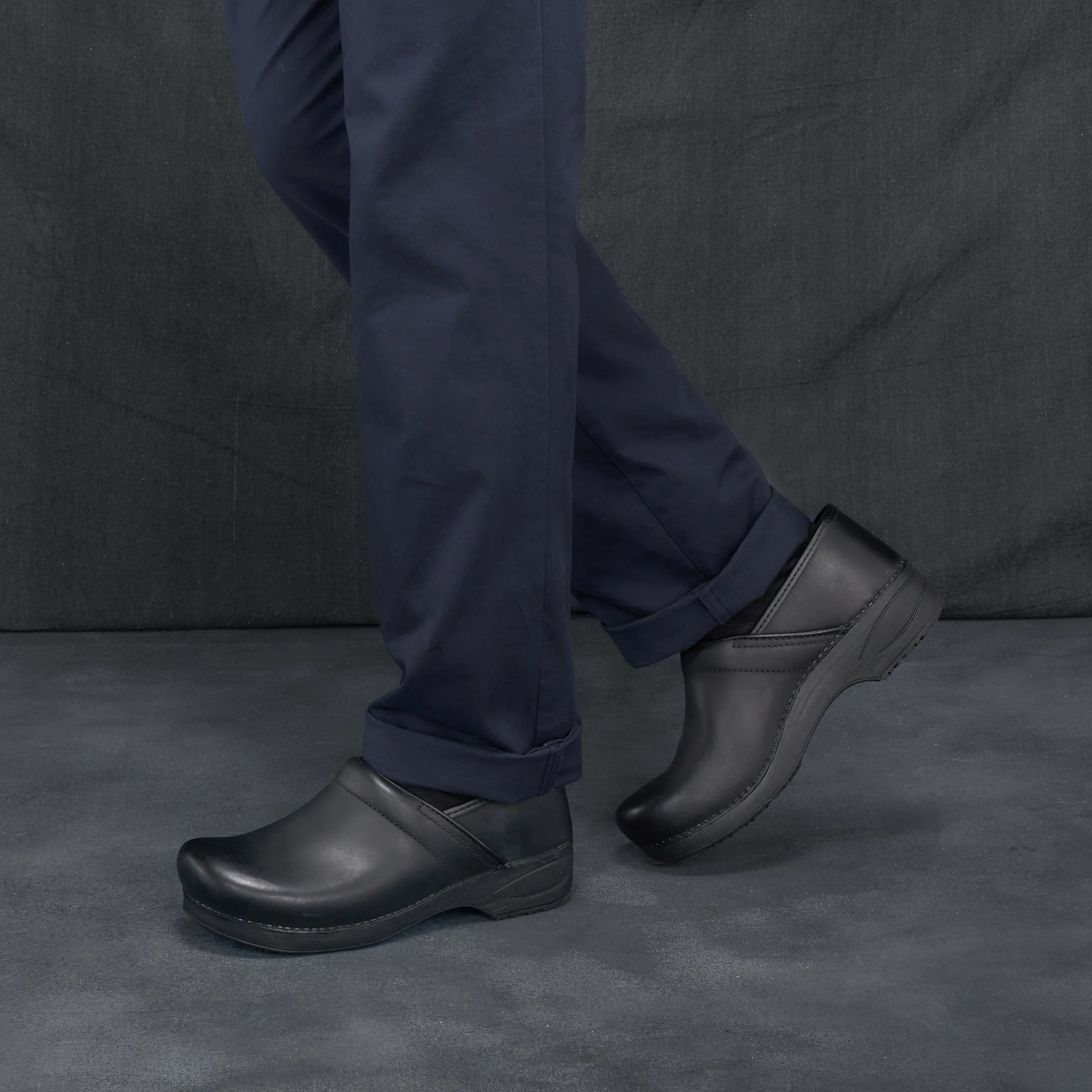 XP 2.0 Mens Black Burnished Nubuck - Image 2